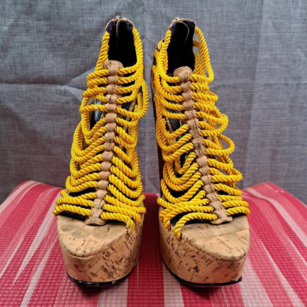 %London Trash Platform Wedge Sandals Wood Women Size 5 / D14